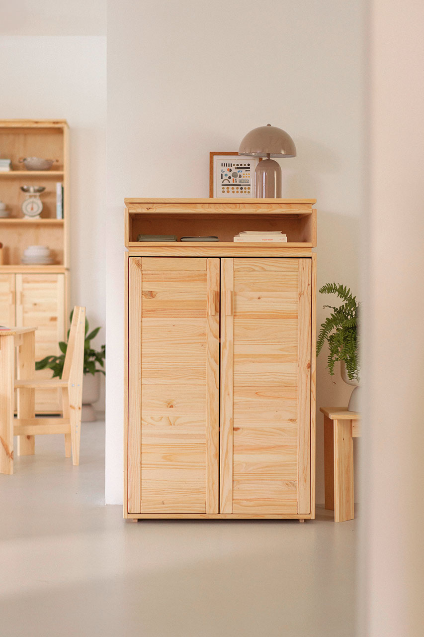 Imagen de ambiente 1 para:Armario para el recibidor de madera natural